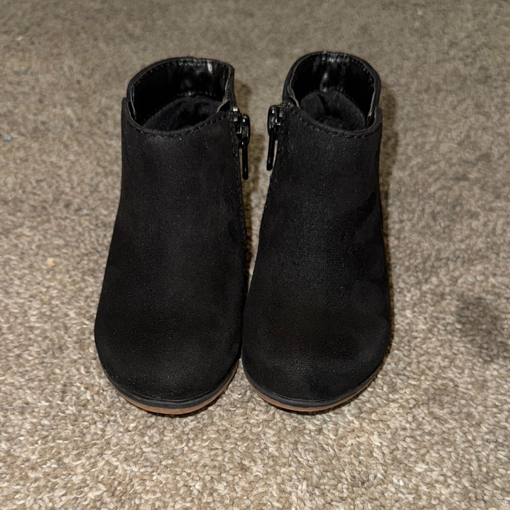 Cat & Jack Black and Tan Boots with Zipper Closure